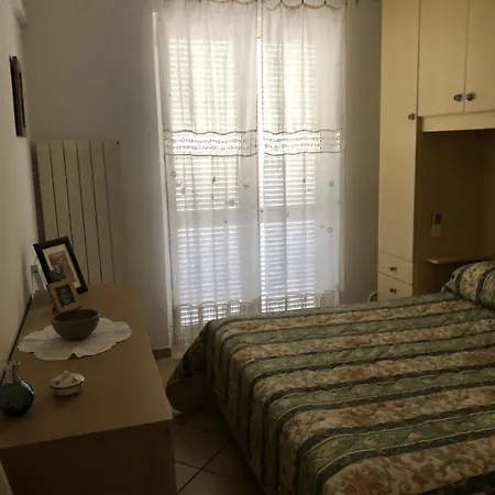 Bilocale Con Ampio Terrazzo, Loano